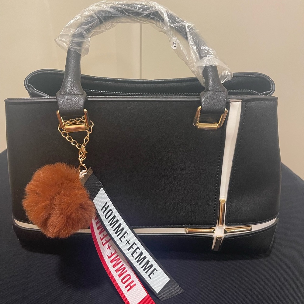 NWOT Black and White Handbag